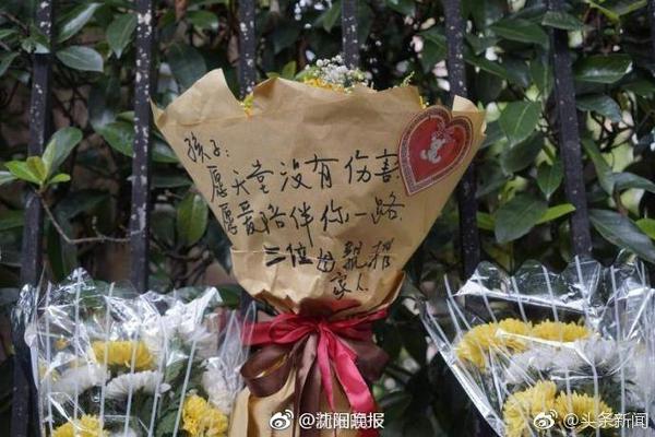 😂美记调侃：希望霍福德&小佩顿都来勇士 这样勇士就比快船还老